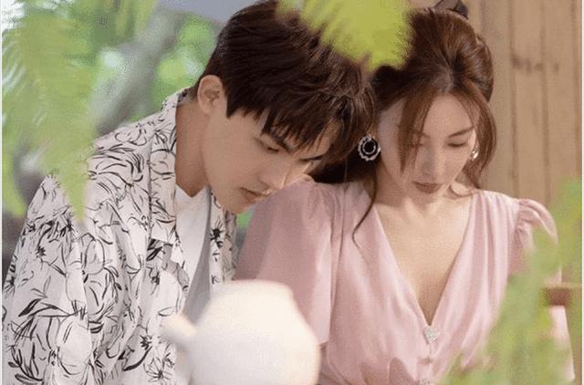探索女生考不上大学怎么办?的热门话题!